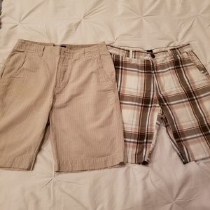 2 FOR 1 Men's khaki shorts size 32